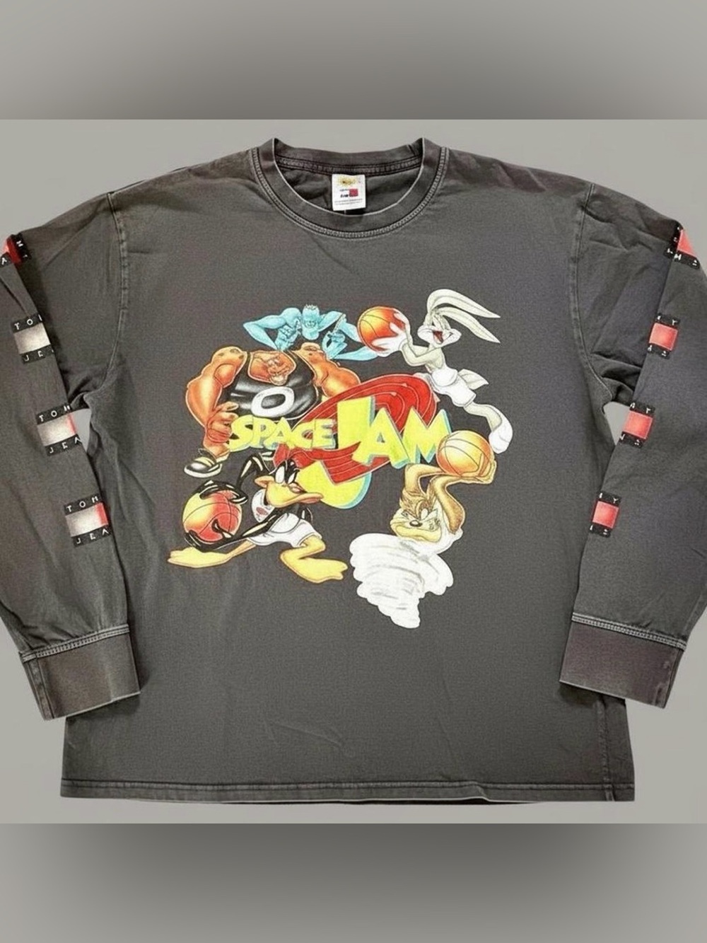 Vintage Tommy Hilfiger x Space Jam Collab Long Sleeve Size Large